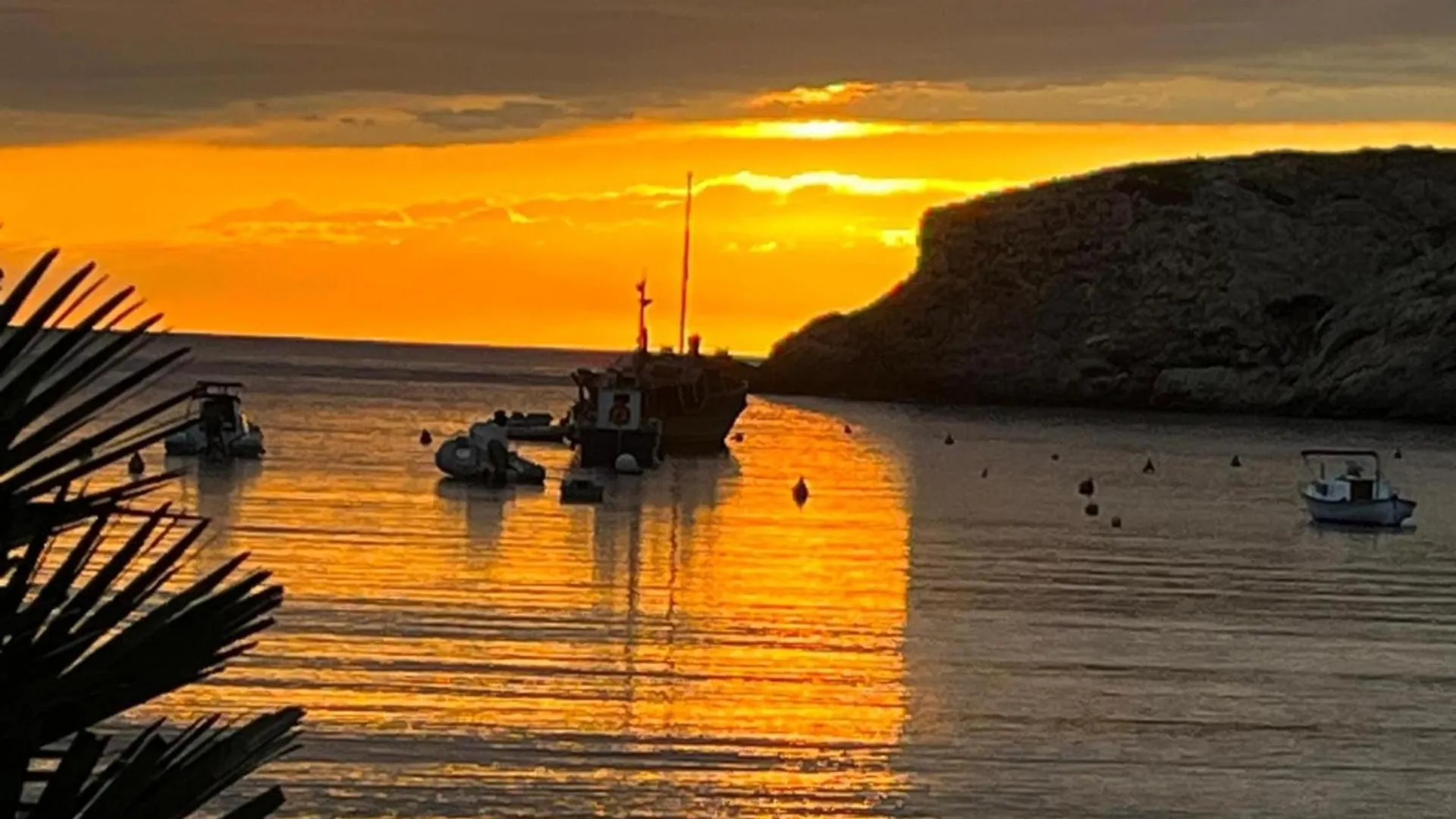Vaixell Wonderful Sunsets Private Terraces Villa Cala Vadella  Holiday home