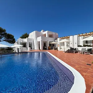 4* Hotel Village